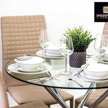 Luxe Modern Apartment By Your Perfect Stay Short Lets Birmingham Exterior photo