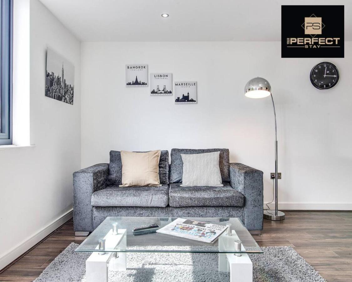 Luxe Modern Apartment By Your Perfect Stay Short Lets Birmingham Exterior photo