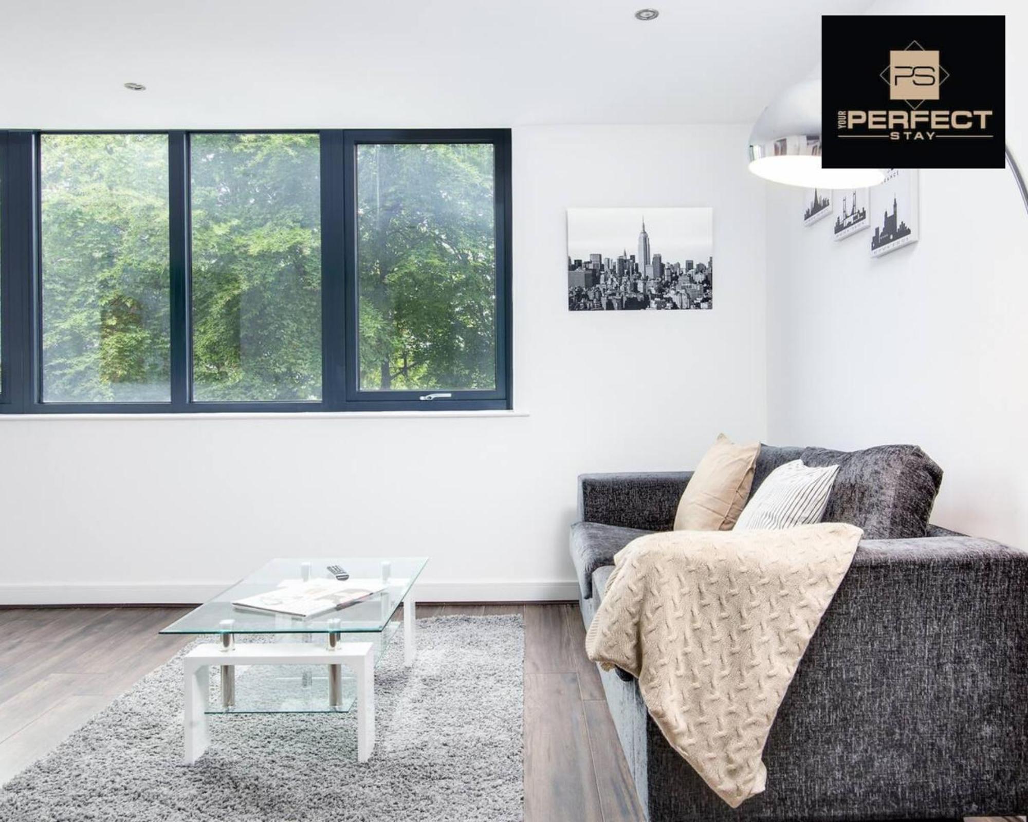 Luxe Modern Apartment By Your Perfect Stay Short Lets Birmingham Exterior photo